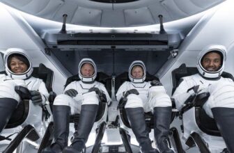Watch Axiom House’s second personal flight to the ISS with us at 5PM ET