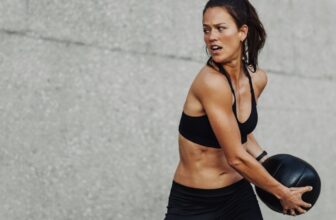 The ten Greatest Medication Ball Workouts for Energy, Conditioning, and Extra