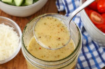 Zesty Italian Dressing – Barefeet within the Kitchen