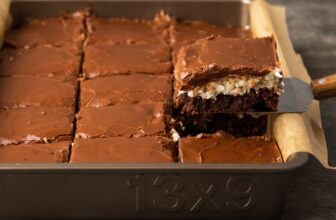 Coconut Brownies | Cookies and Cups