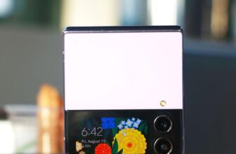 Leaked Samsung Galaxy Z Flip 5 render reveals a much bigger cowl show