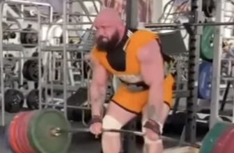 Strongman Leon Miroshnik Deadlifts 410 Kilograms (903.9 Kilos), Almost 4 Instances His Physique Weight