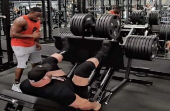 Evan Singleton Leg Presses 612 Kilograms (1,350 Kilos) for 12 Reps in Shaw Basic Coaching