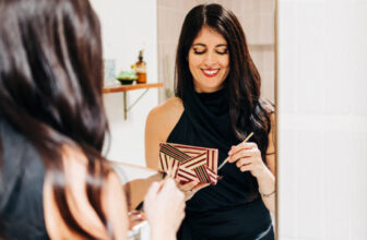 sporting make-up with blepharitis, dry eye, and MGD