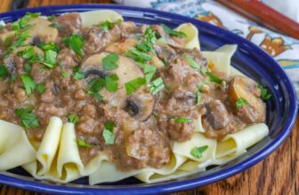 Floor Beef Stroganoff – Barefeet within the Kitchen