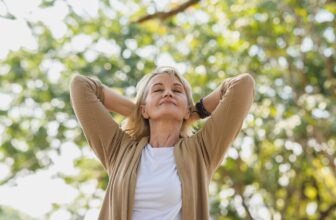 Healthspan vs. Lifespan: Why Ladies Are Dwelling Longer—however Not More healthy